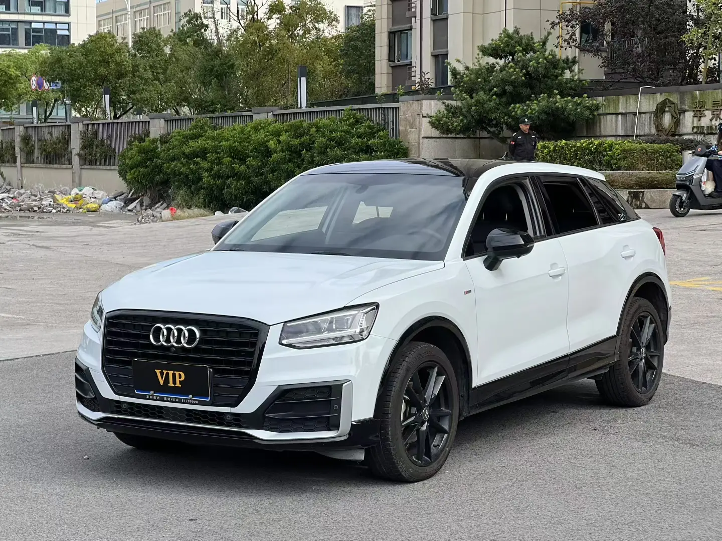 Audi Q2L  из Китая