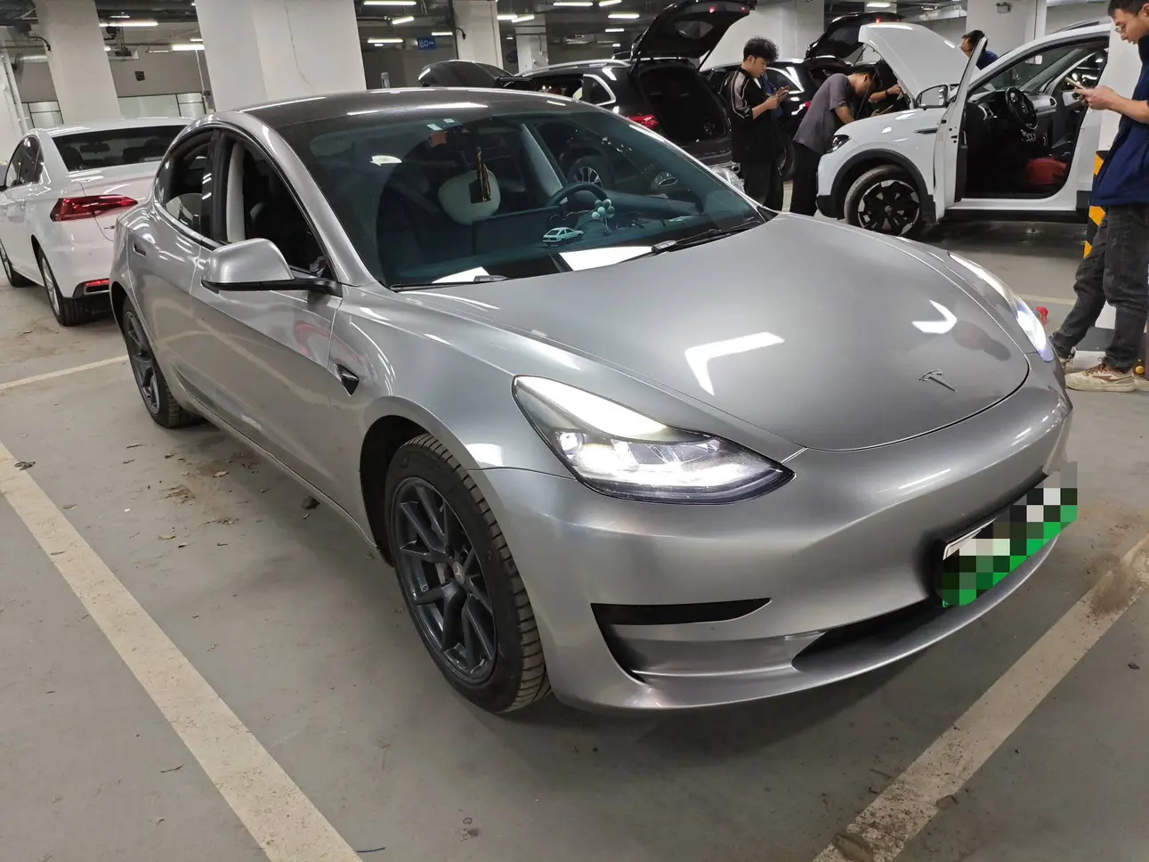 Tesla Model 3  из Китая