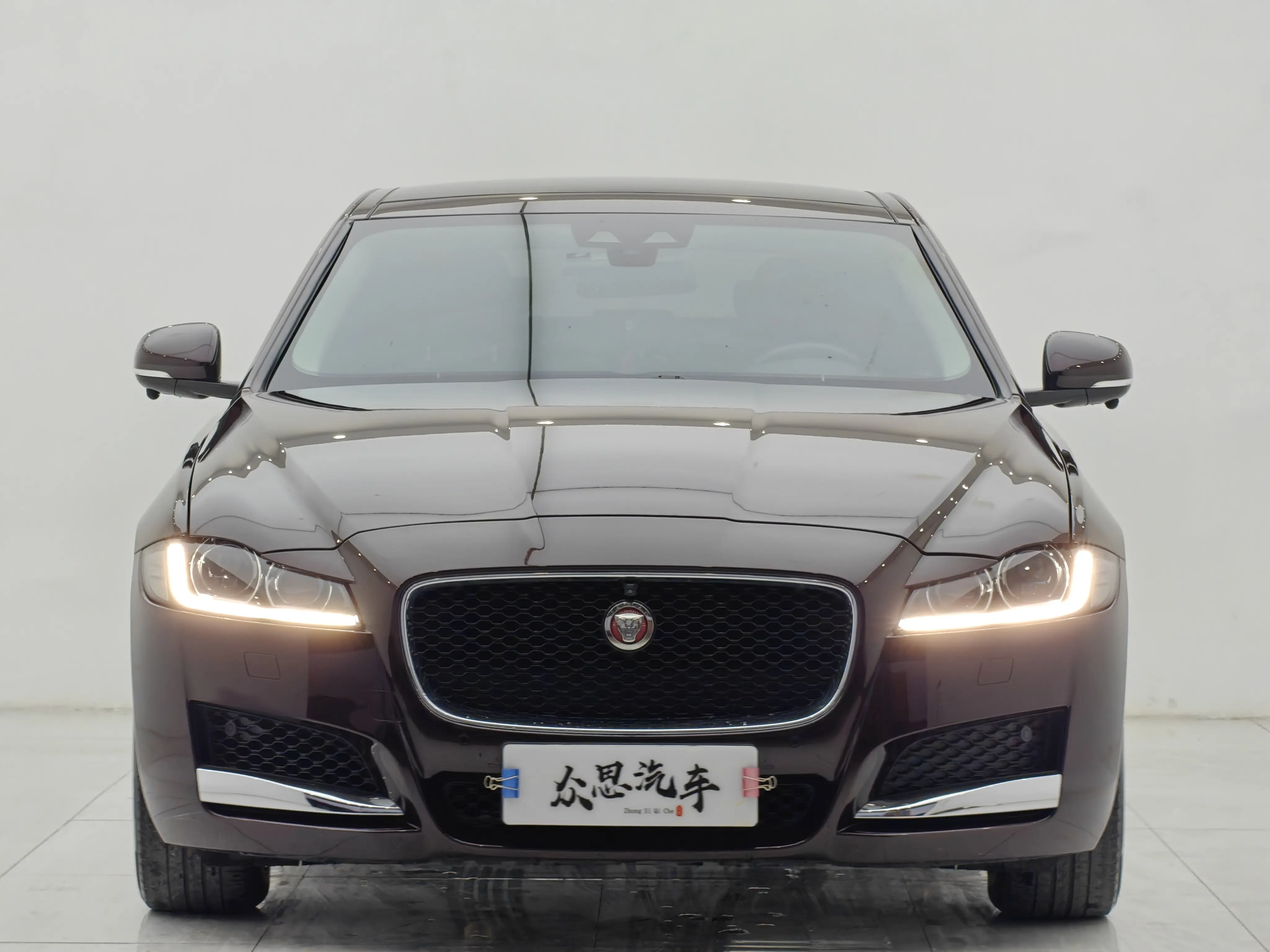 Jaguar XFL  из Китая