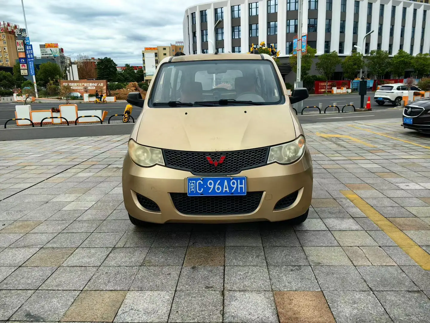Wuling Hongguang  из Китая