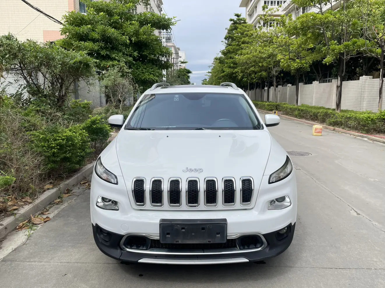Jeep Cherokee  из Китая