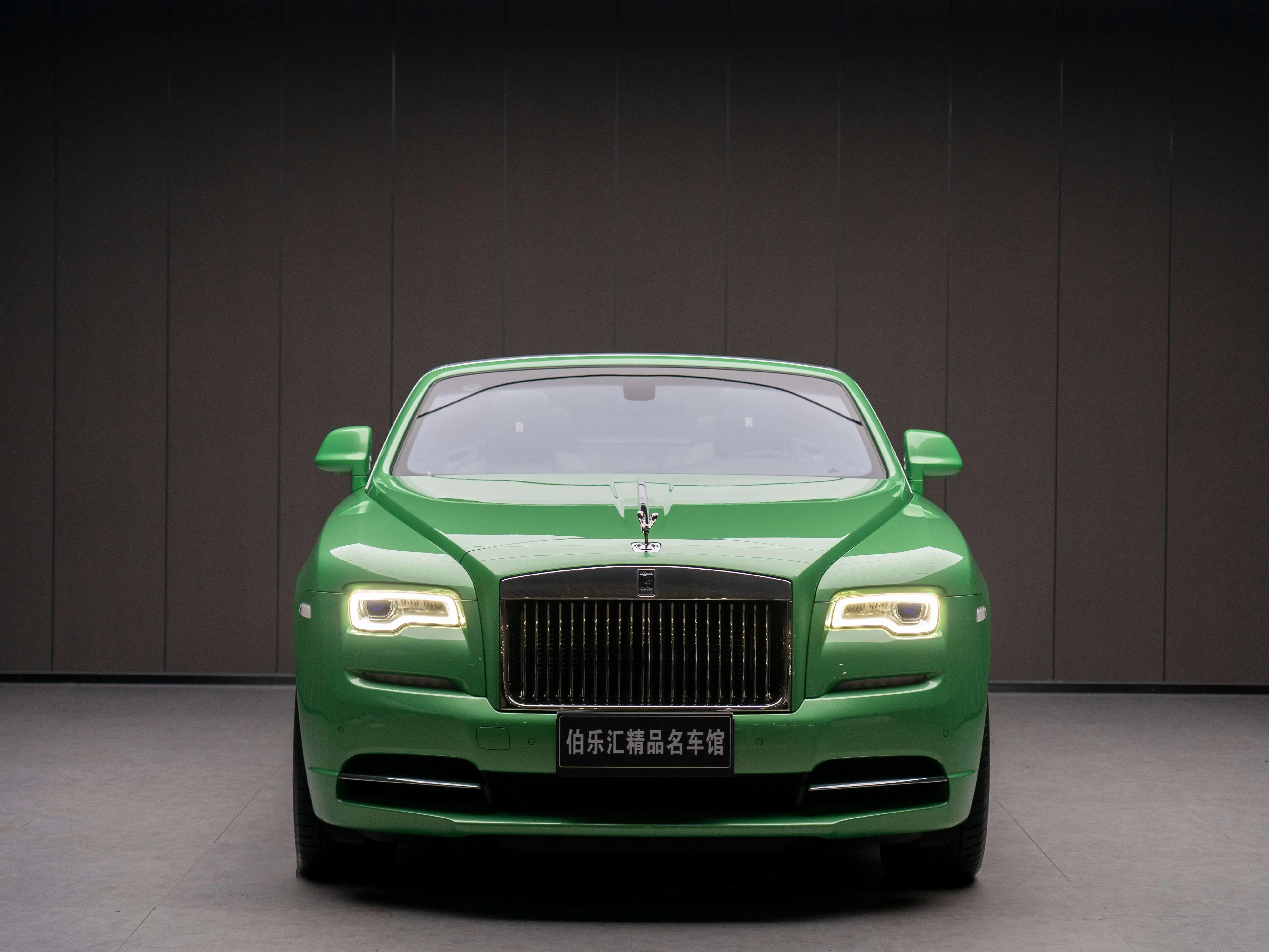 Rolls Royce Yao Ying  из Китая