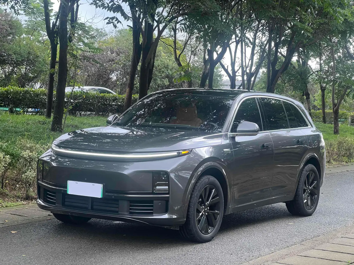 Li L7 (Ideal L7)  из Китая