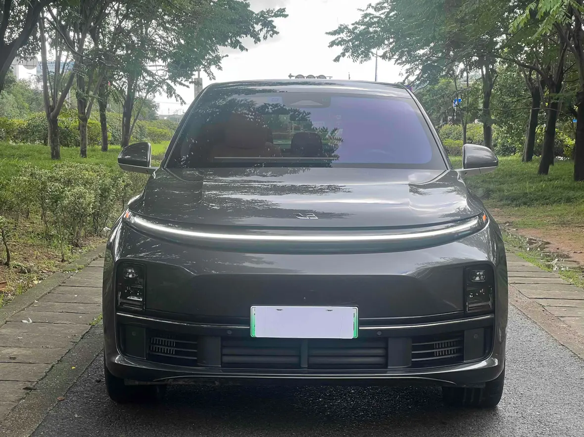 Li L7 (Ideal L7)  из Китая