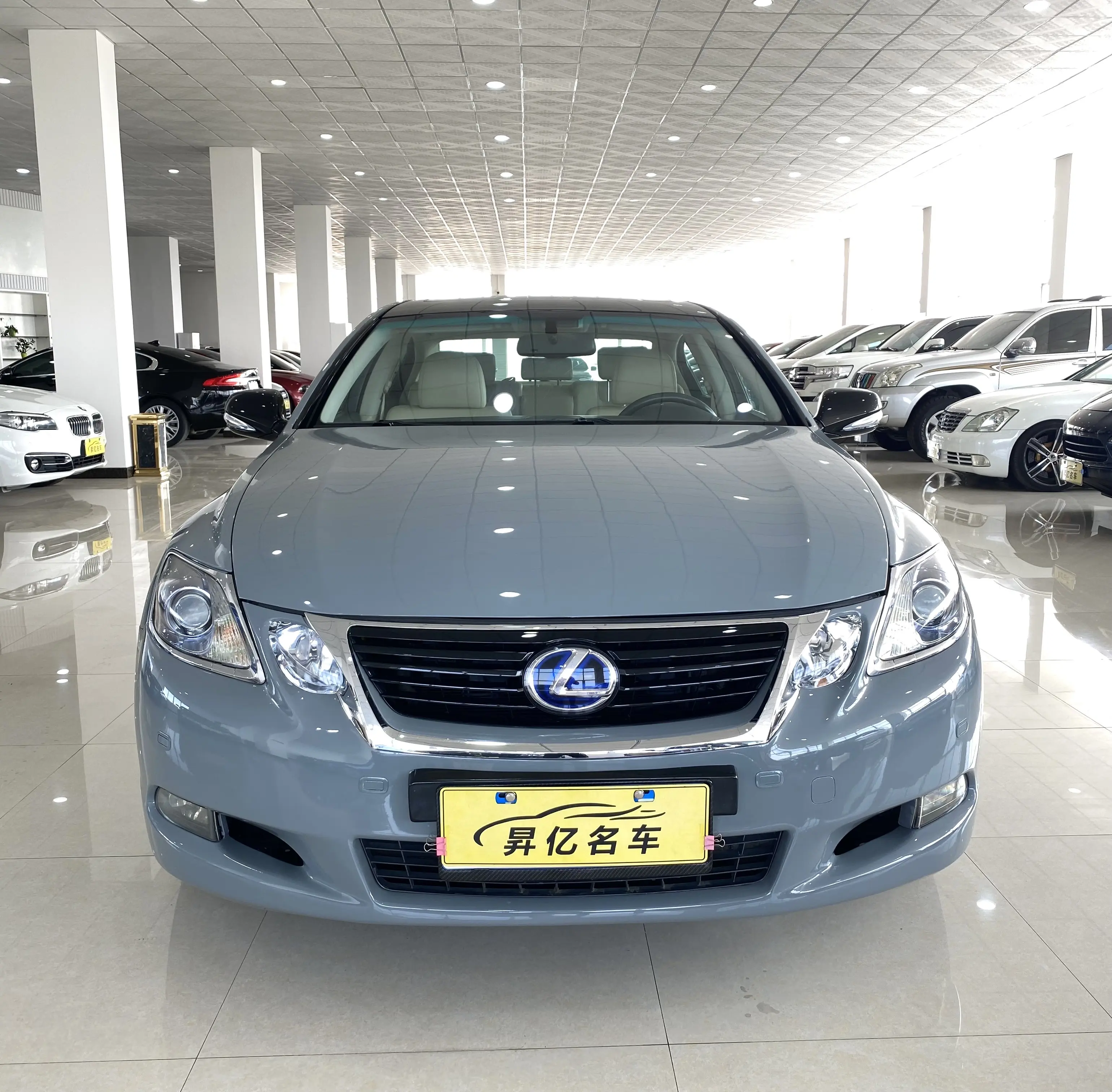 Lexus GS  из Китая