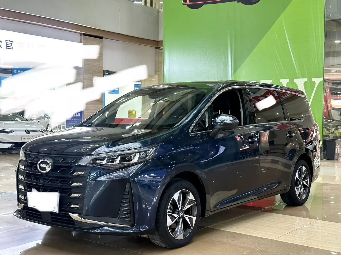 GAC Trumpchi M6  из Китая