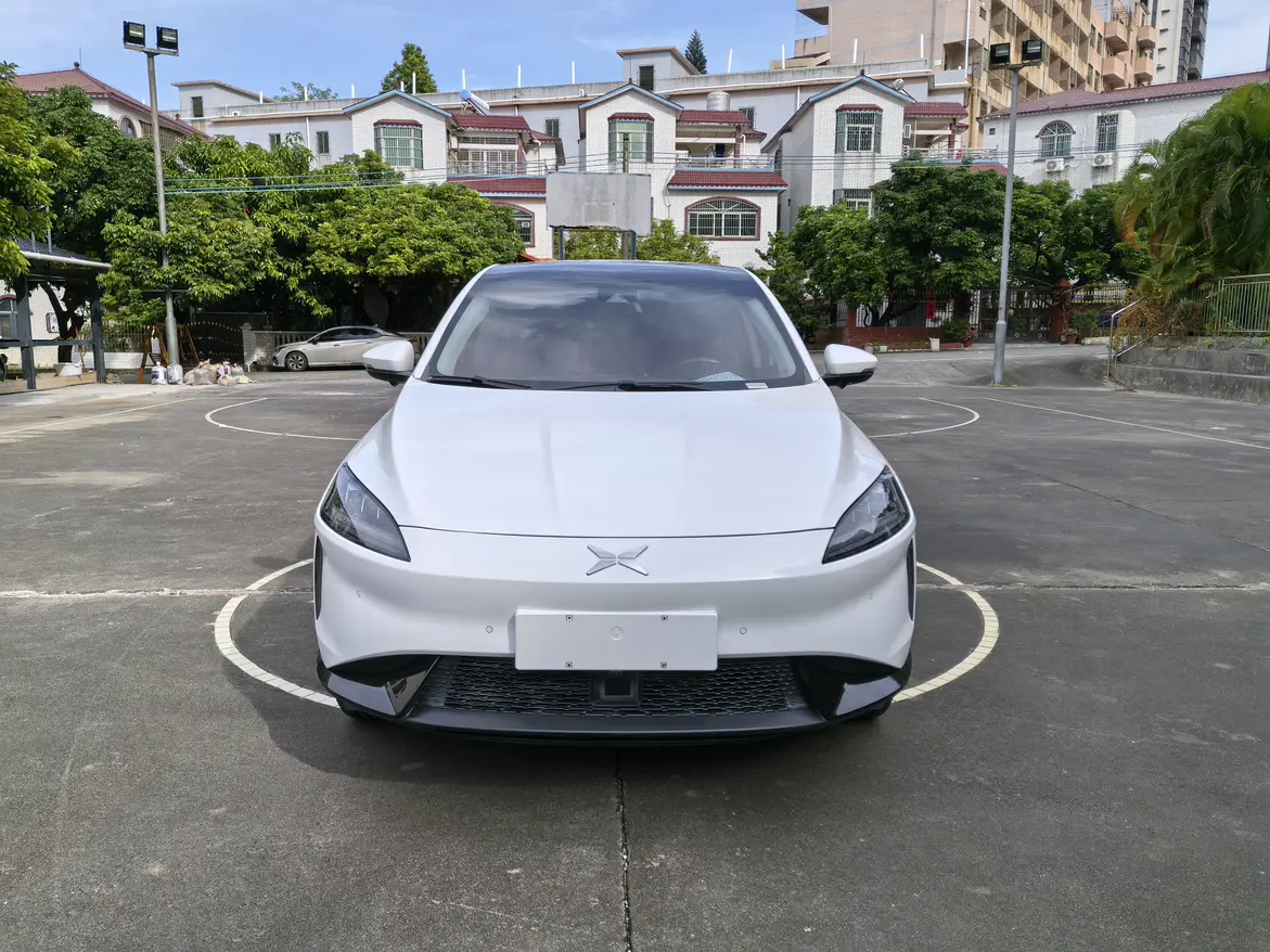 Xpeng G3  из Китая