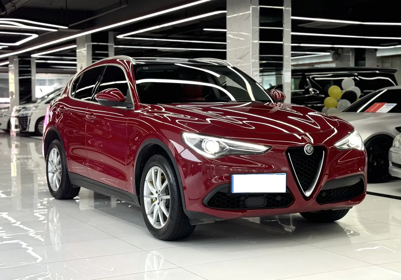 Alfa romeo Stelvio  из Китая