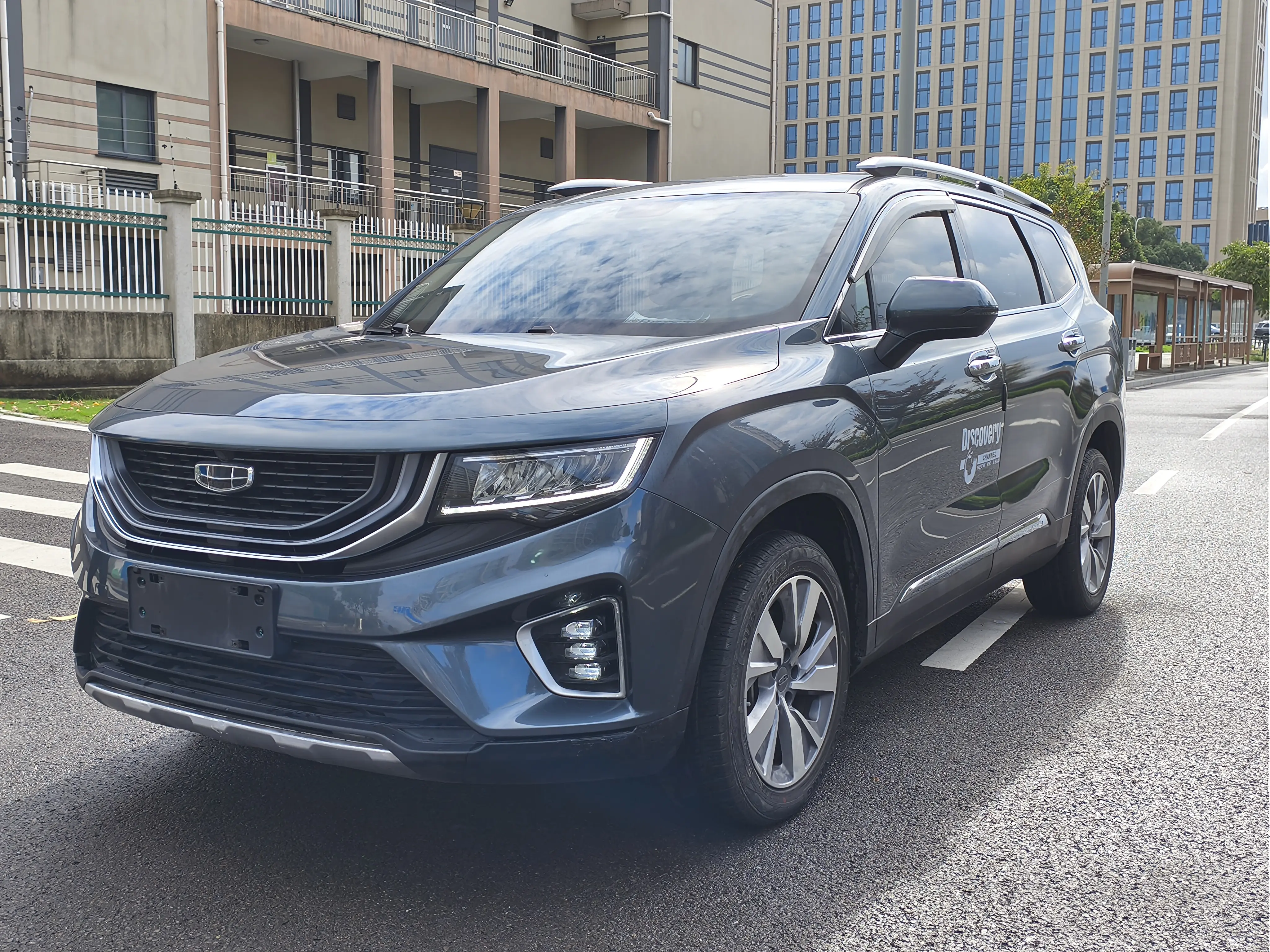 Geely Okavango  из Китая