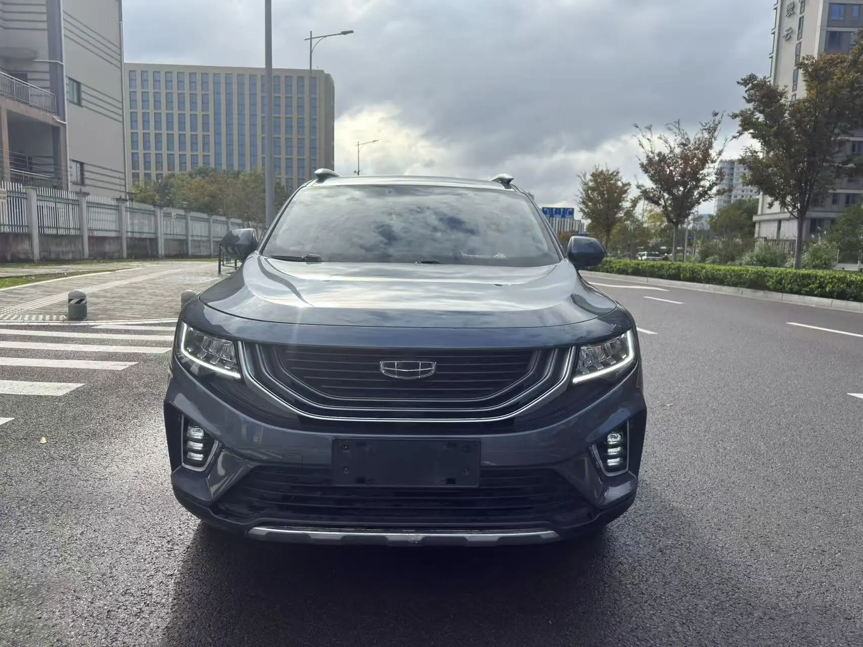 Geely Okavango  из Китая