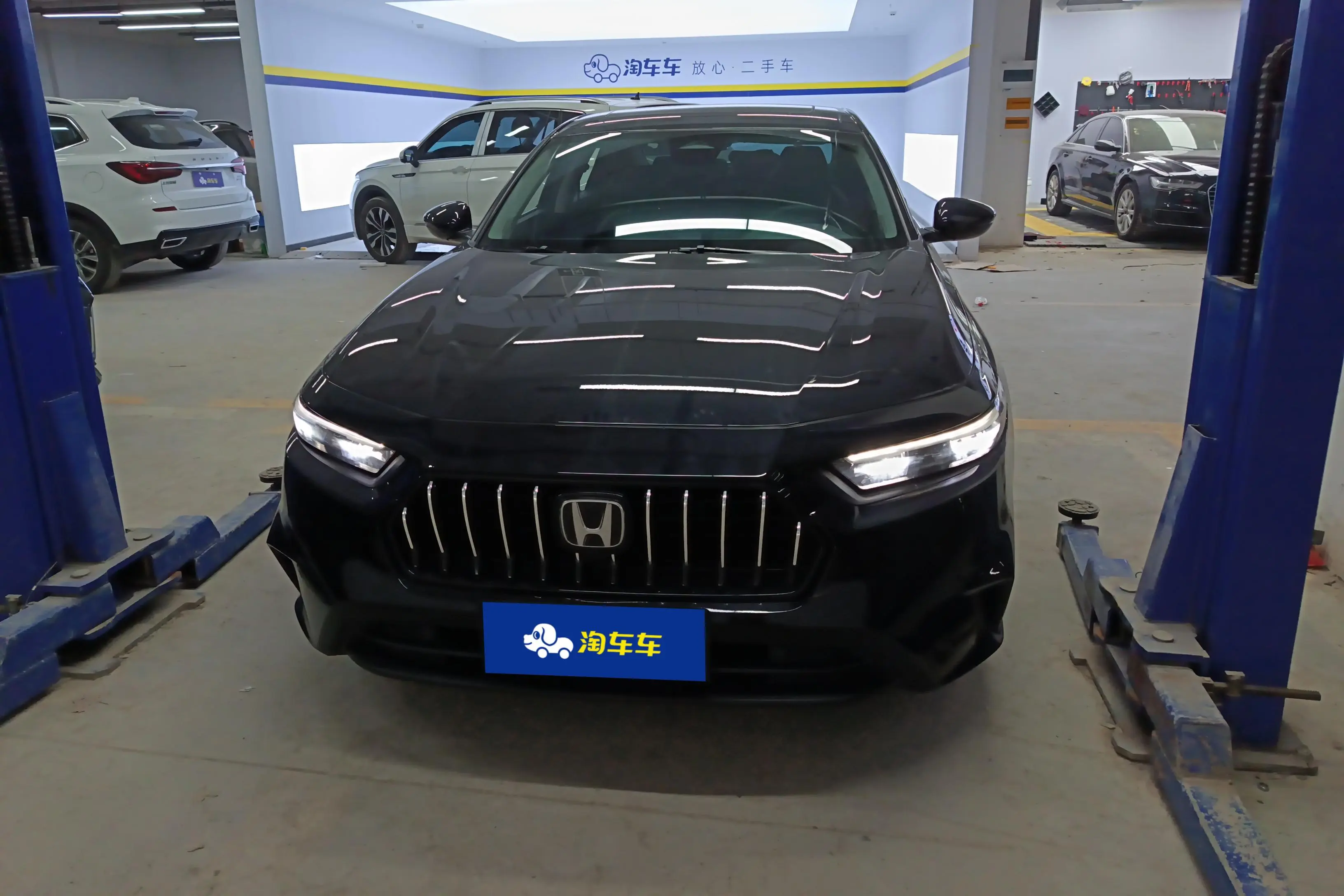Honda Inspire (Yingshipai)  из Китая
