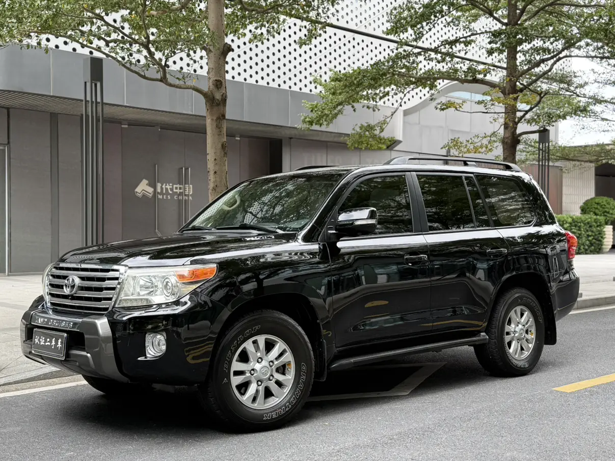 Toyota Land Cruiser  из Китая