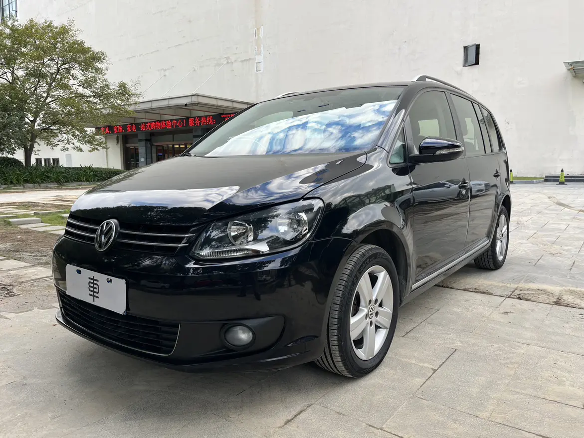 Volkswagen Touran  из Китая