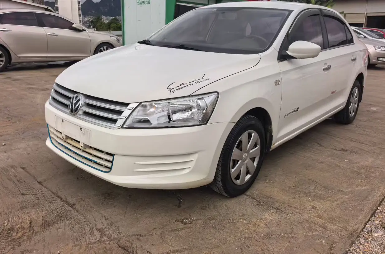 Volkswagen Santana  из Китая