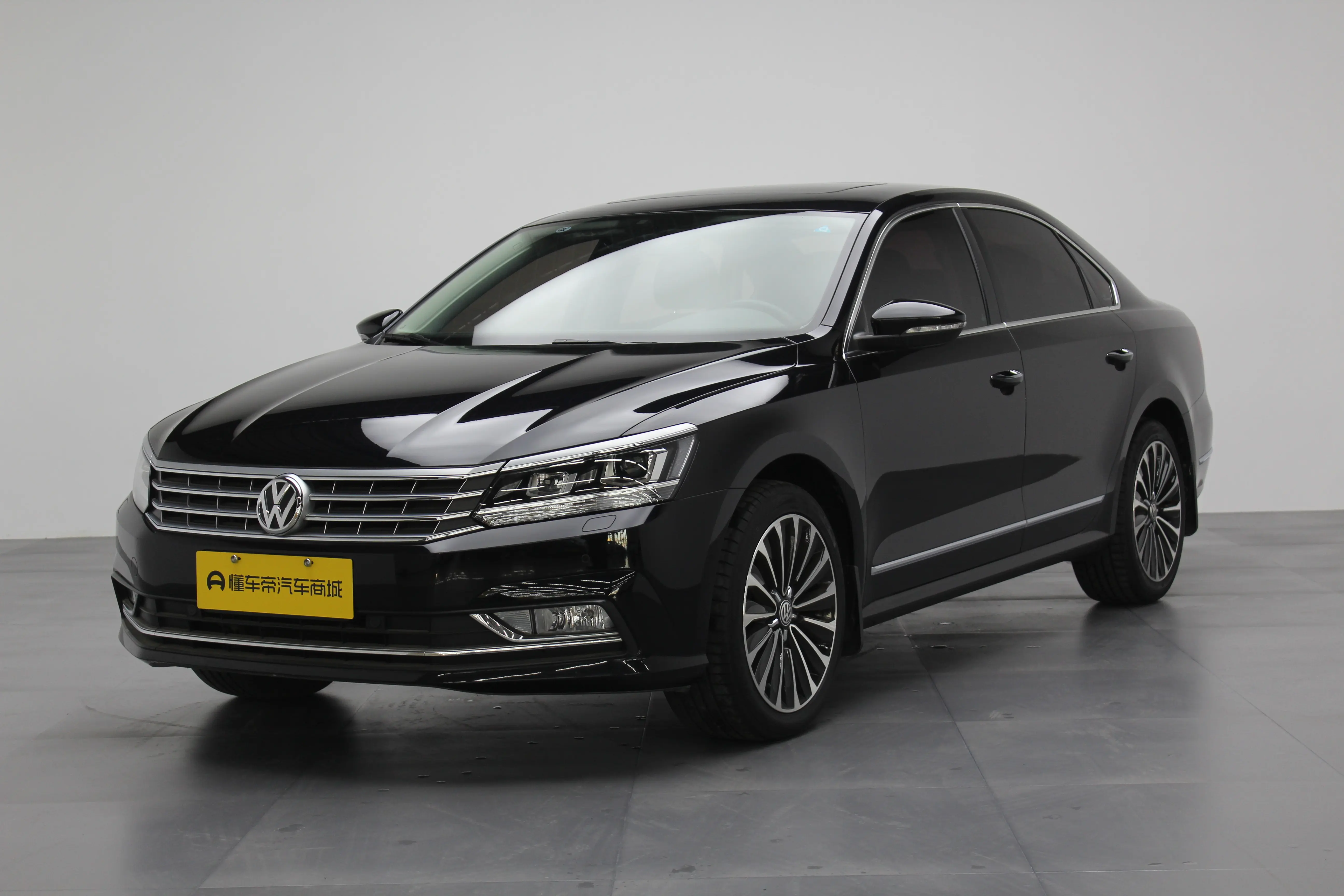 Volkswagen Passat  из Китая