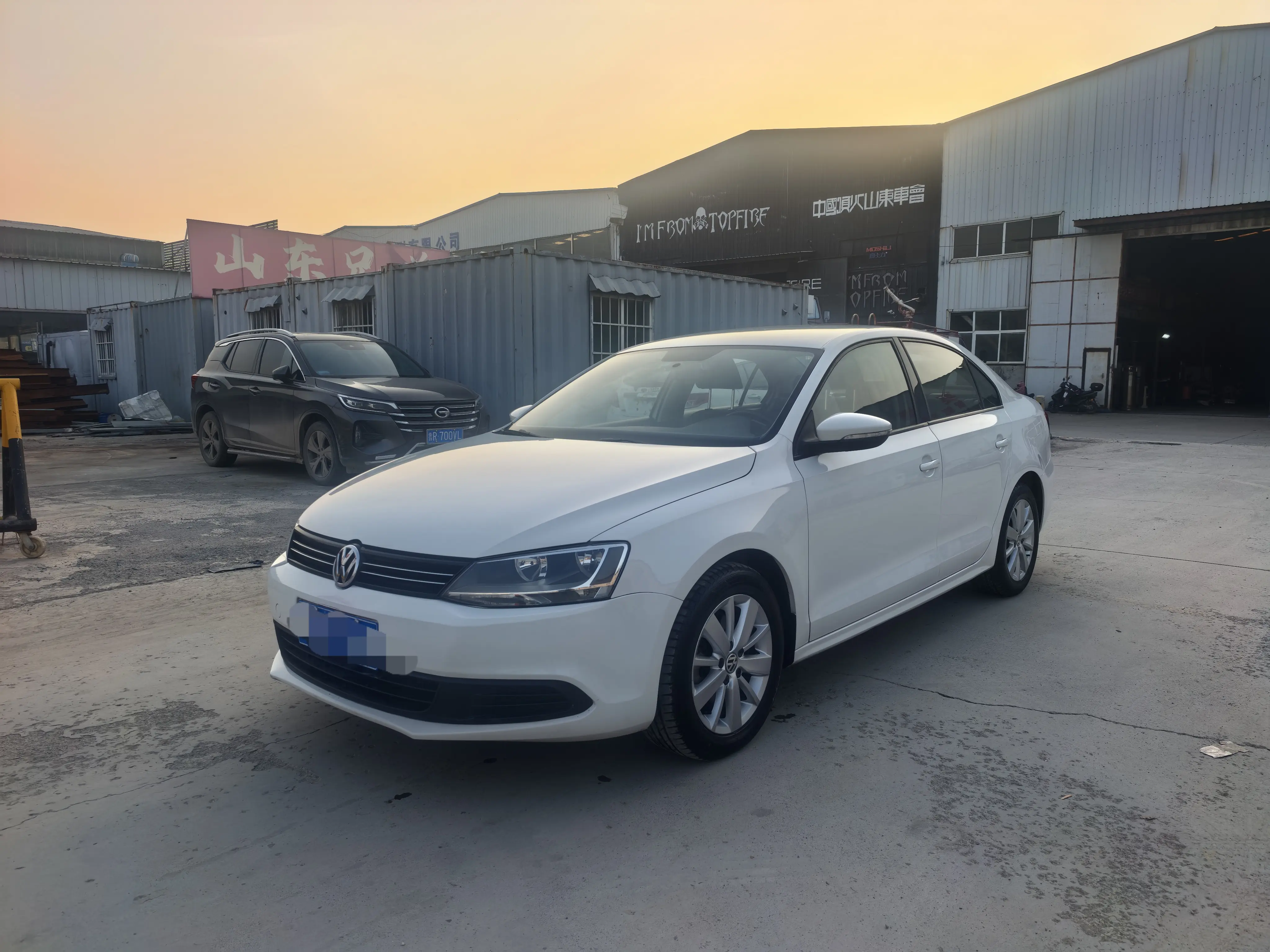 Volkswagen Sagitar  из Китая