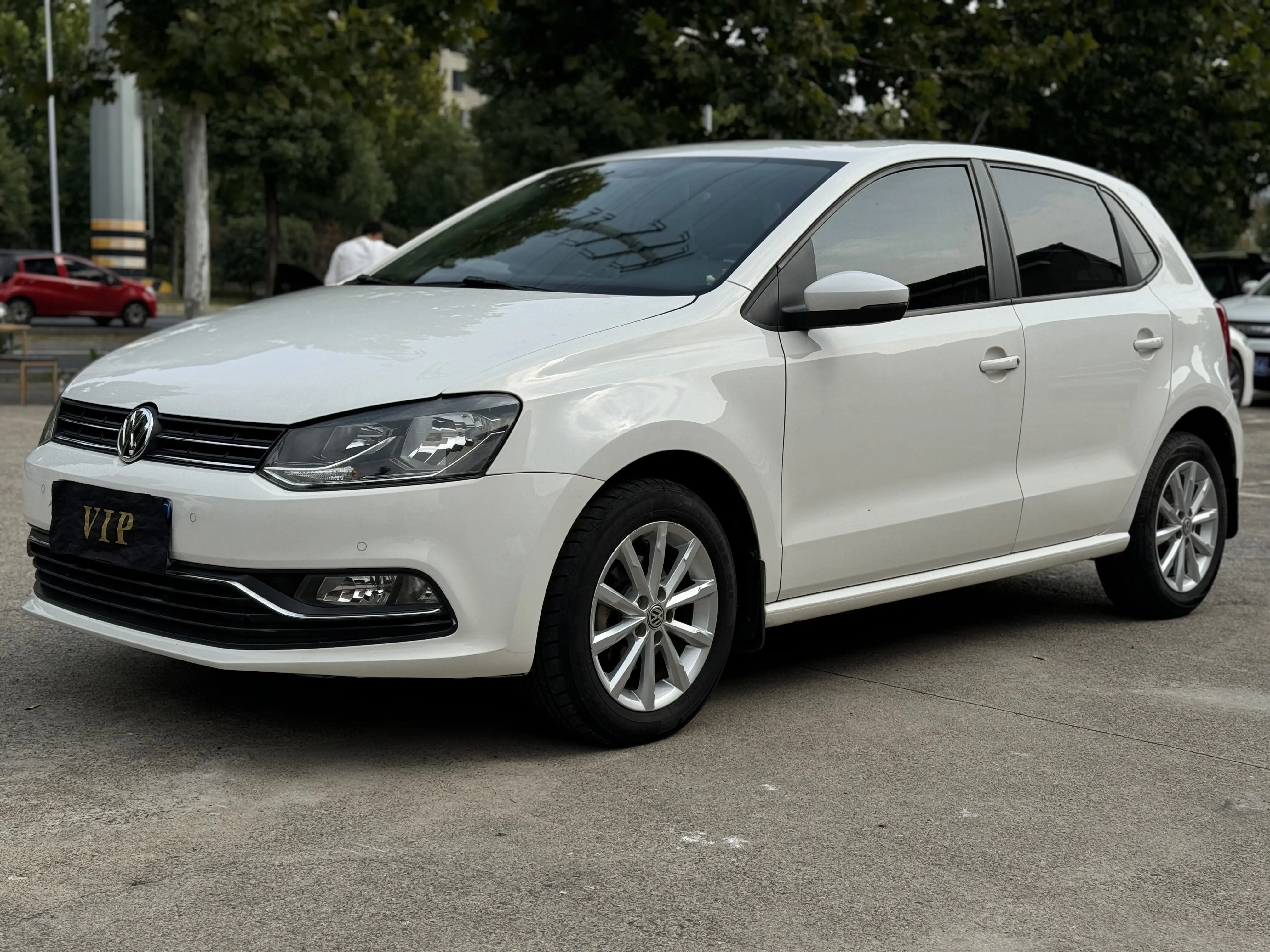 Volkswagen Polo  из Китая