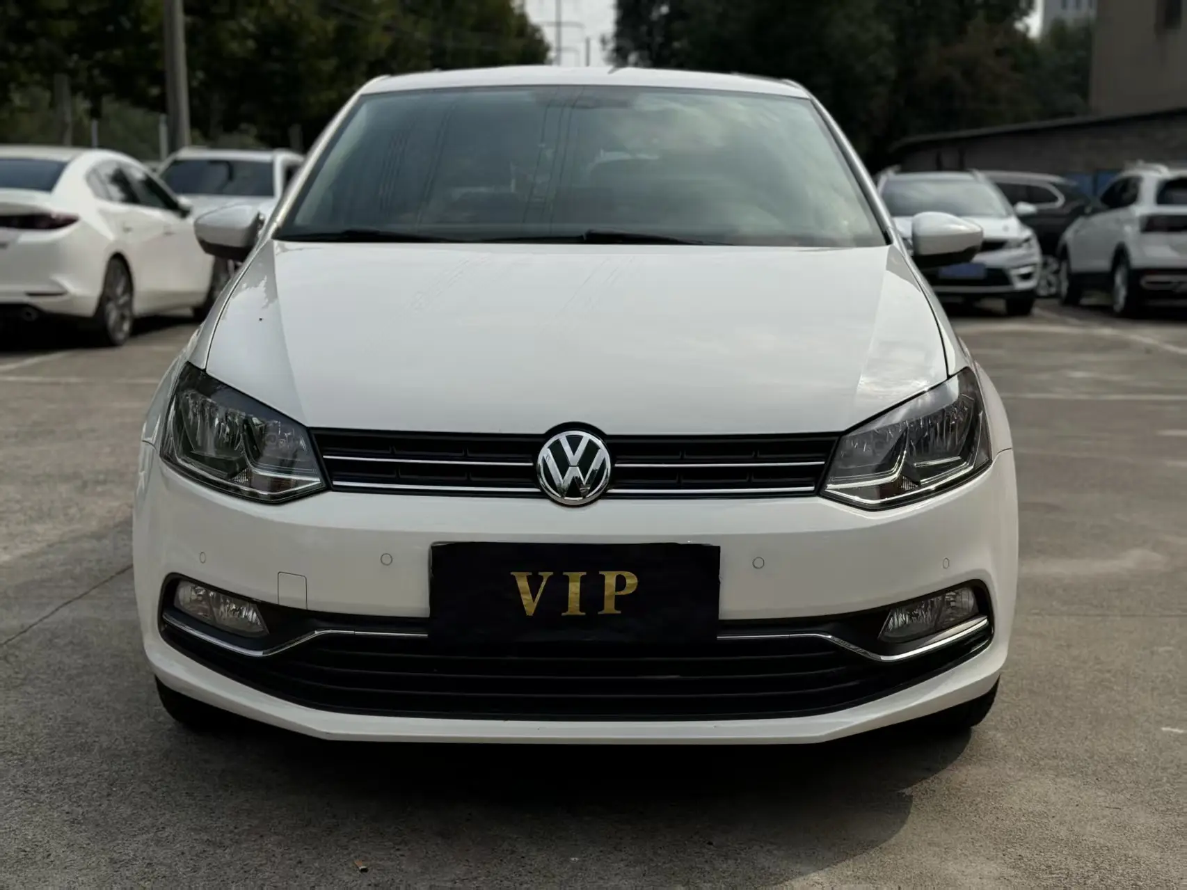 Volkswagen Polo  из Китая