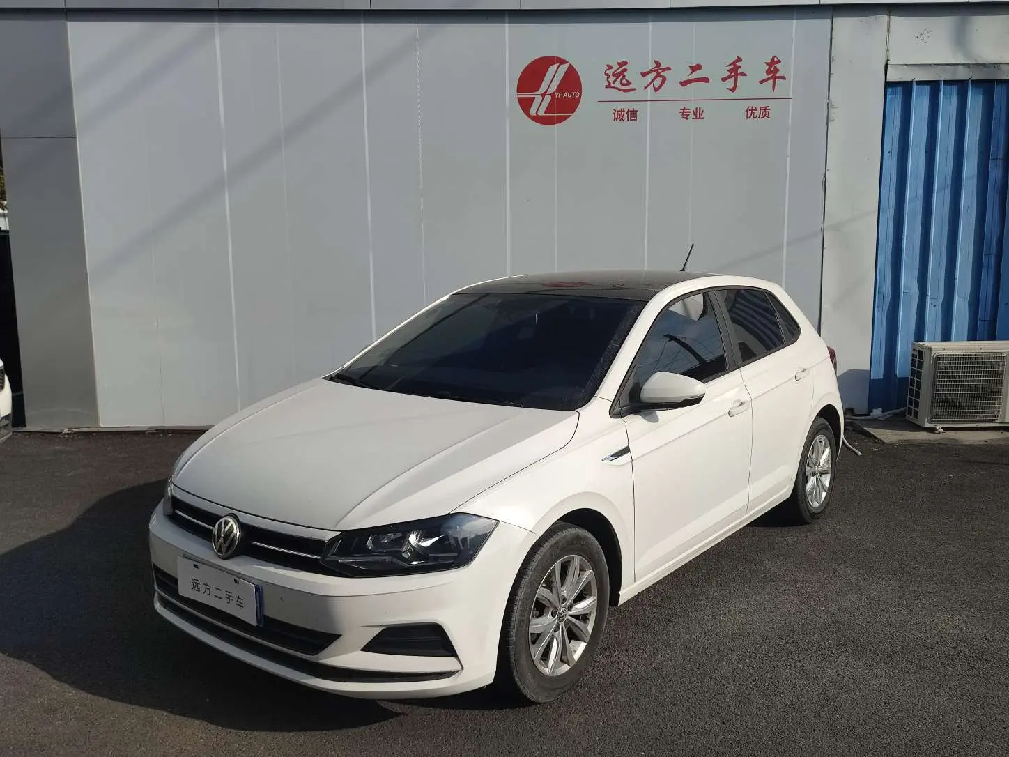 Volkswagen Polo  из Китая