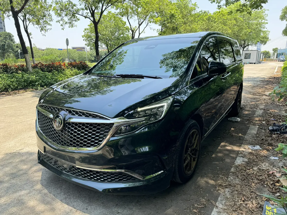 Buick GL8  из Китая