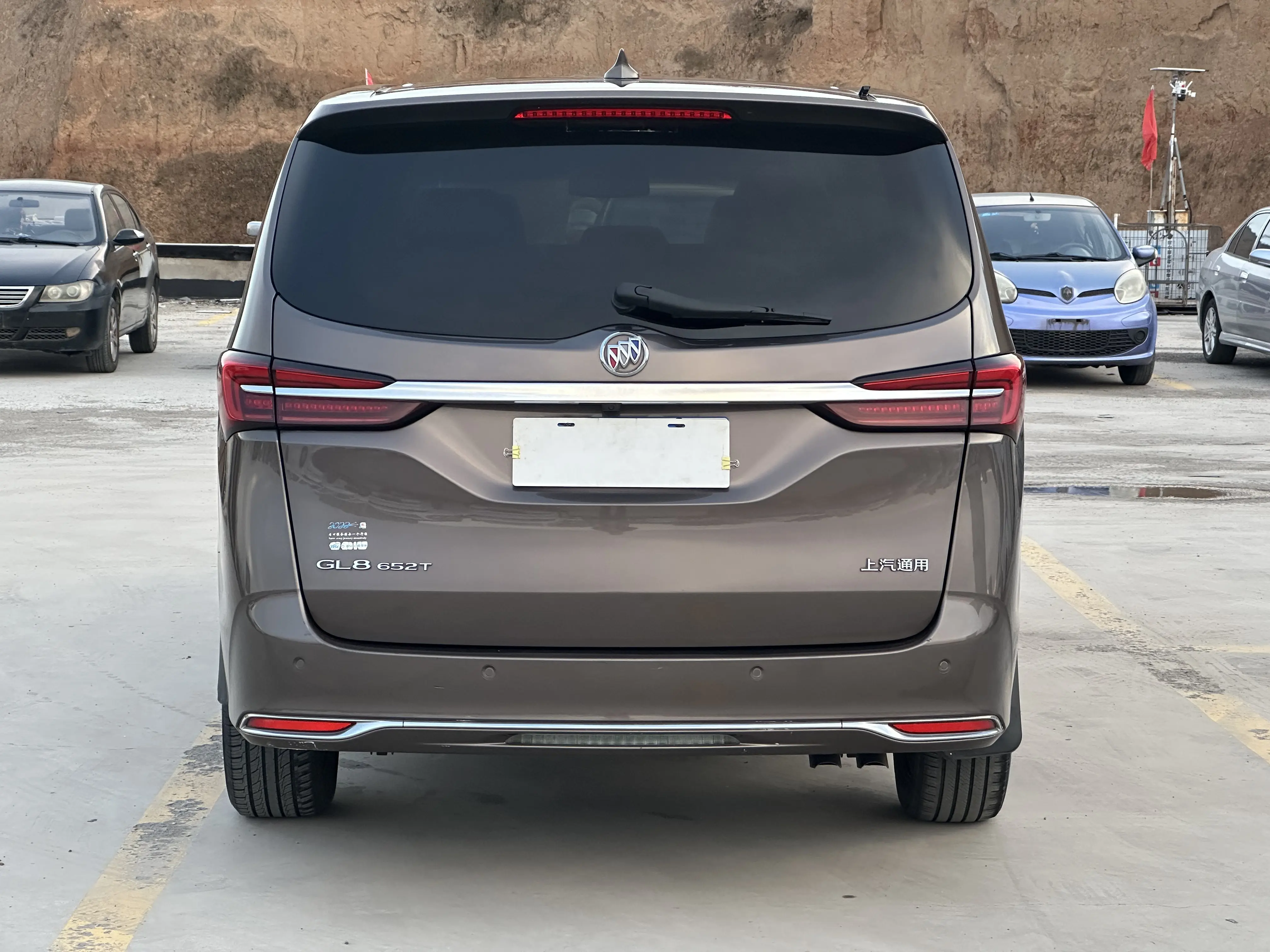 Buick GL8  из Китая