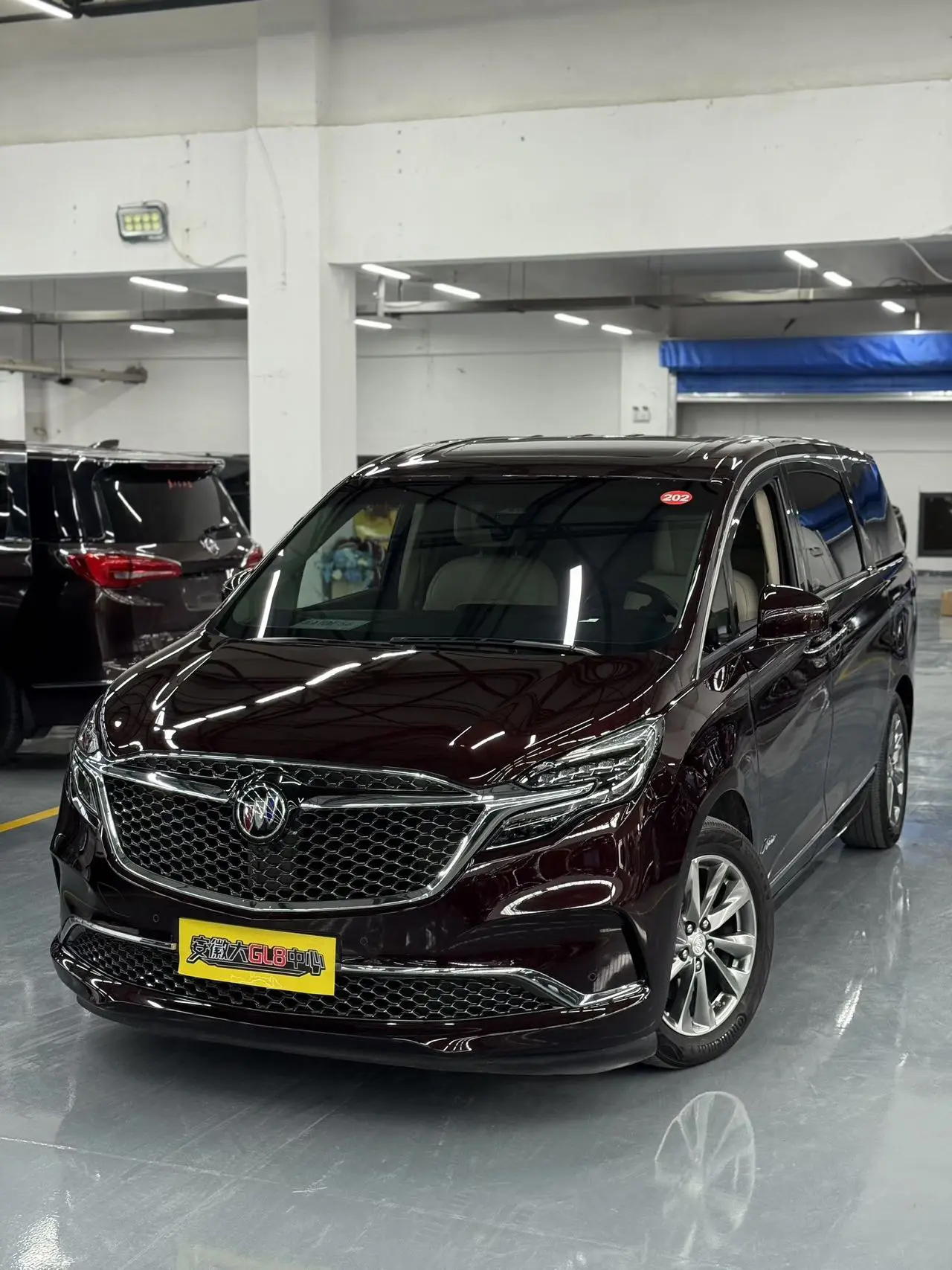 Buick GL8  из Китая