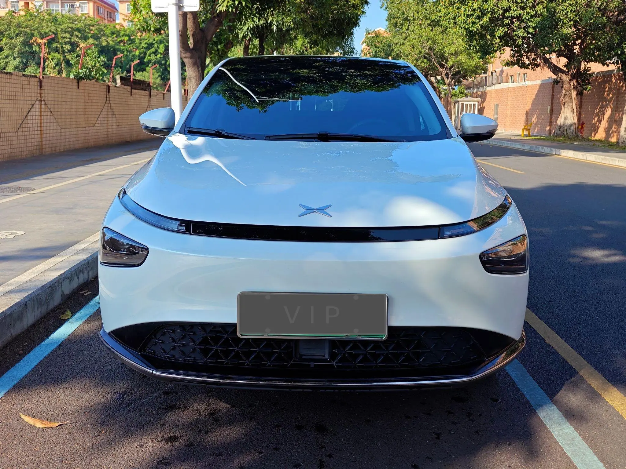 Xpeng G3  из Китая