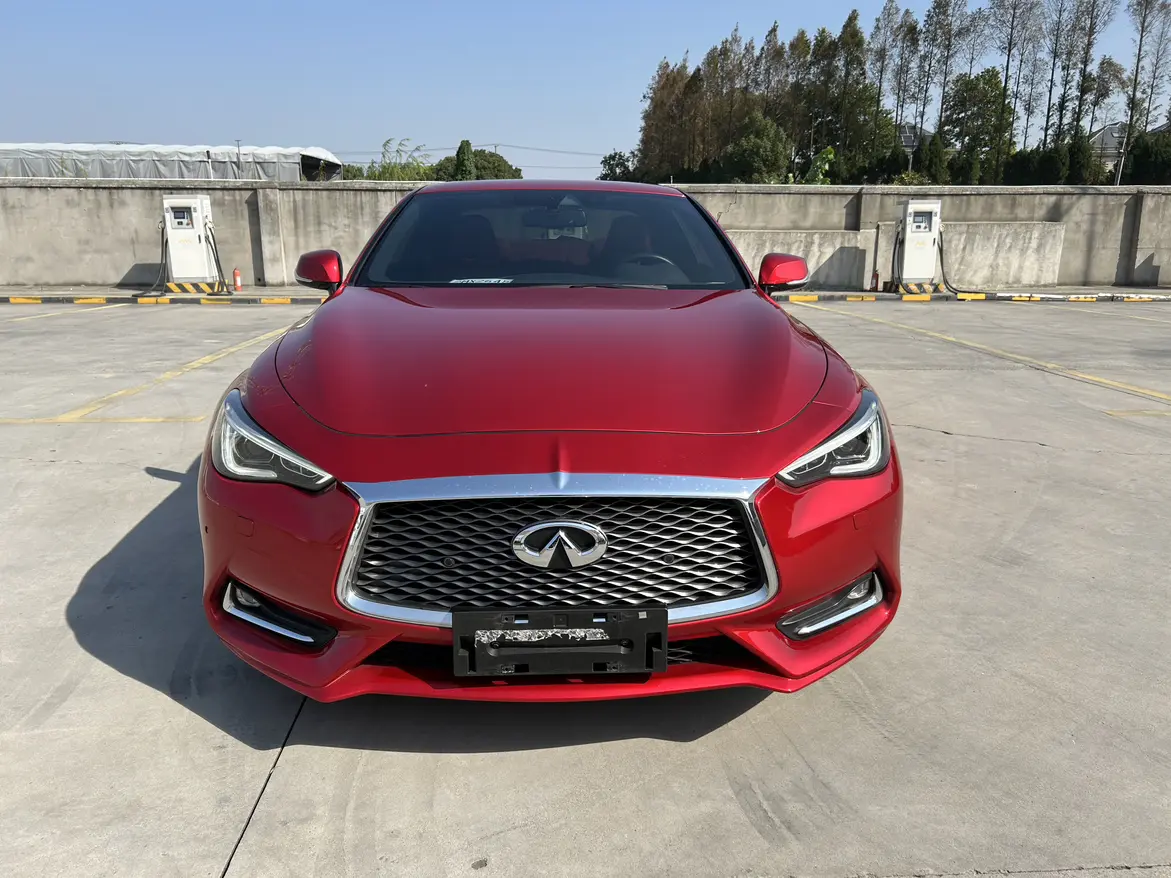 Infiniti Q60  из Китая