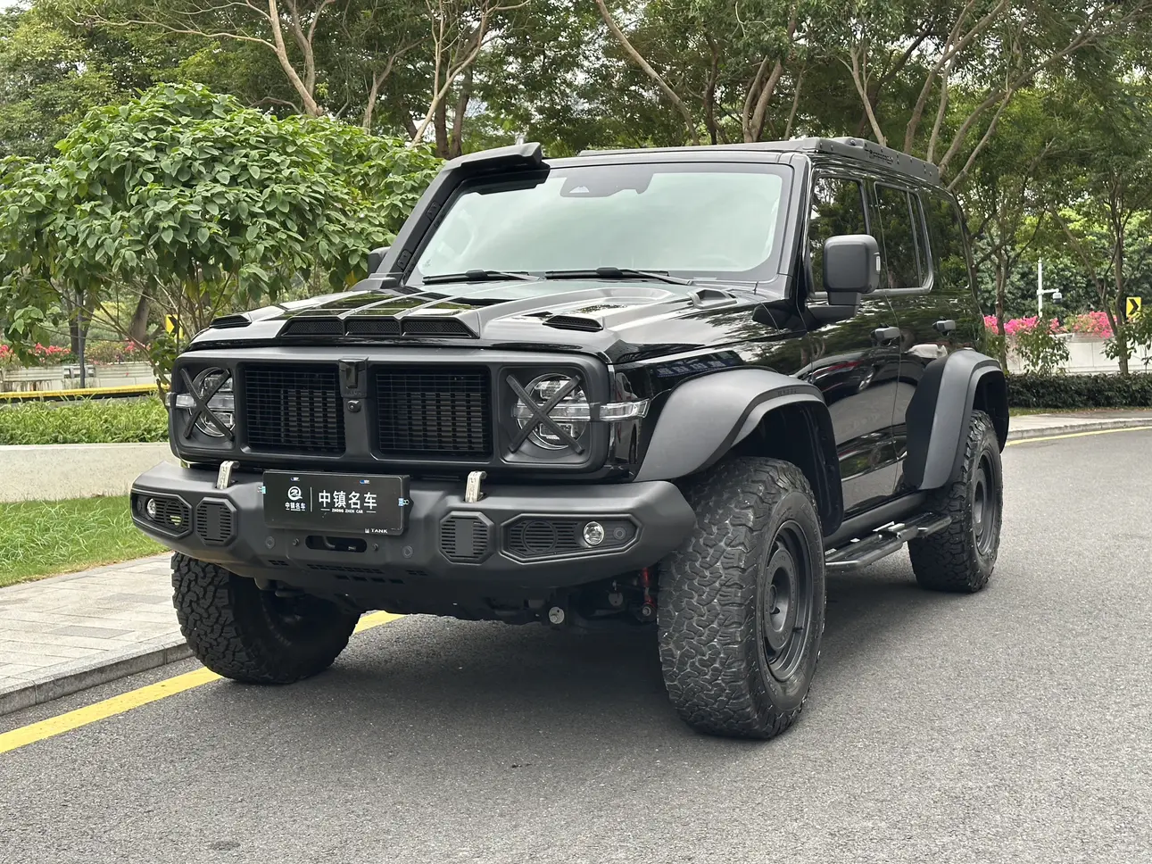 Tank 300  из Китая