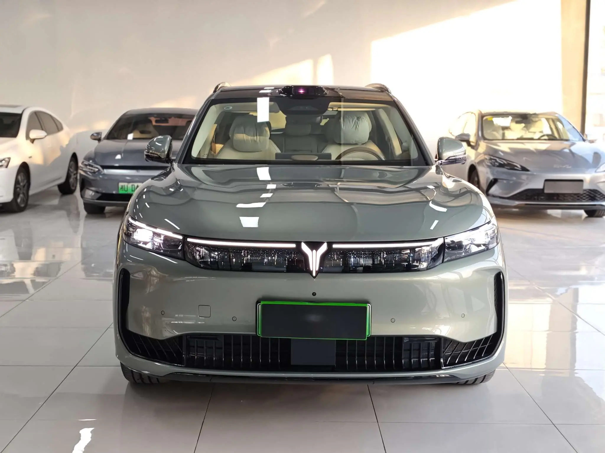 Voyah Lantu FREE  из Китая