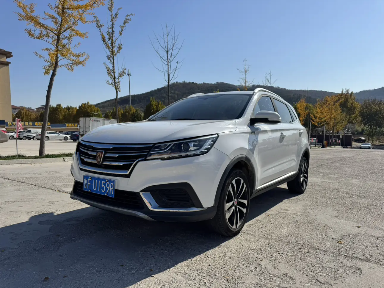 Roewe RX3  из Китая