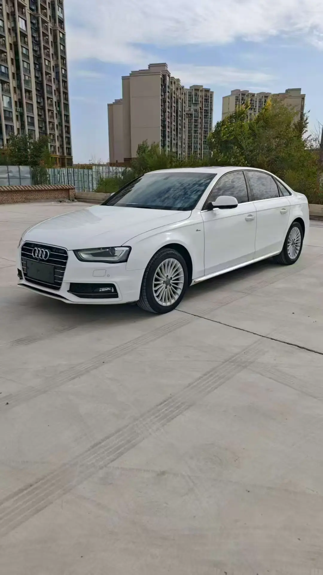 Audi A4L  из Китая