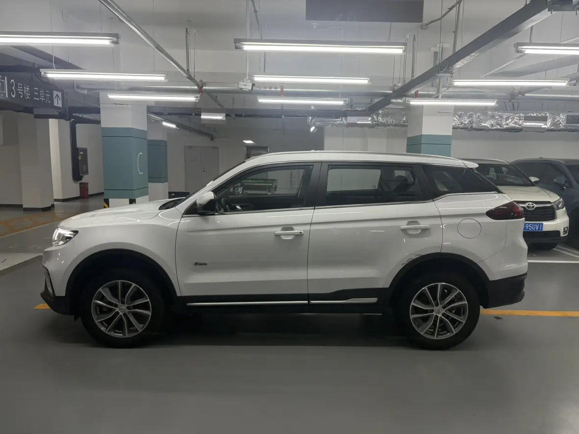 Geely Atlas (Boyue)  из Китая