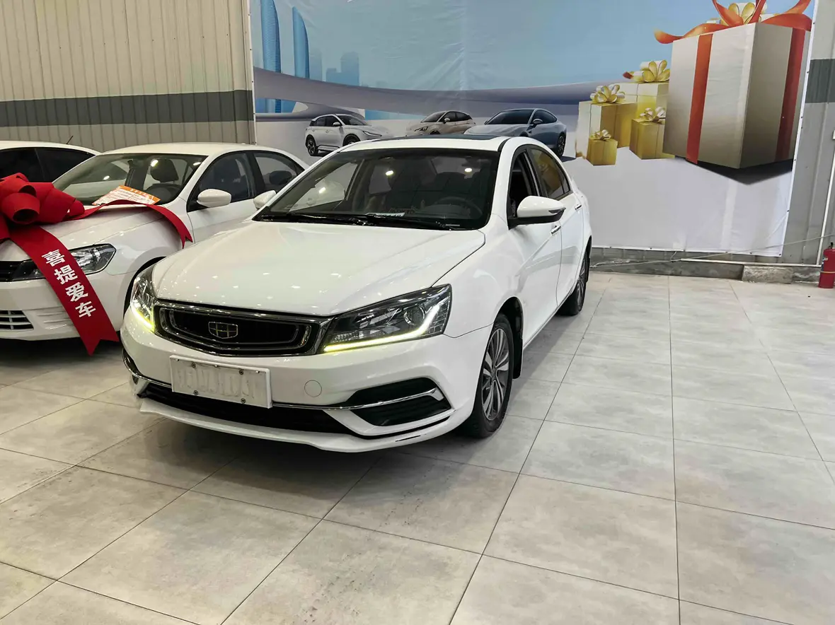 Geely Emgrand  из Китая