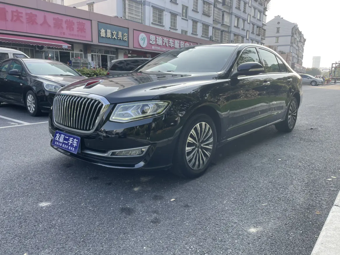 Hongqi H7  из Китая