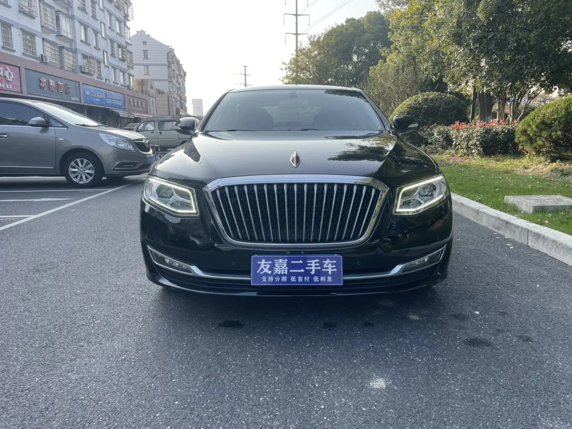 Hongqi H7  из Китая