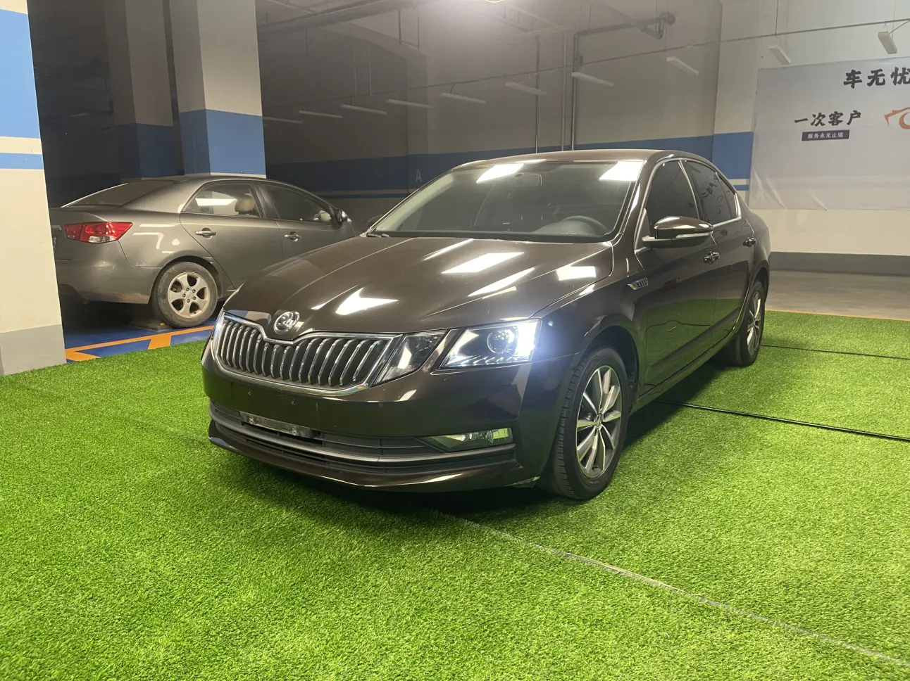 Skoda Octavia  из Китая