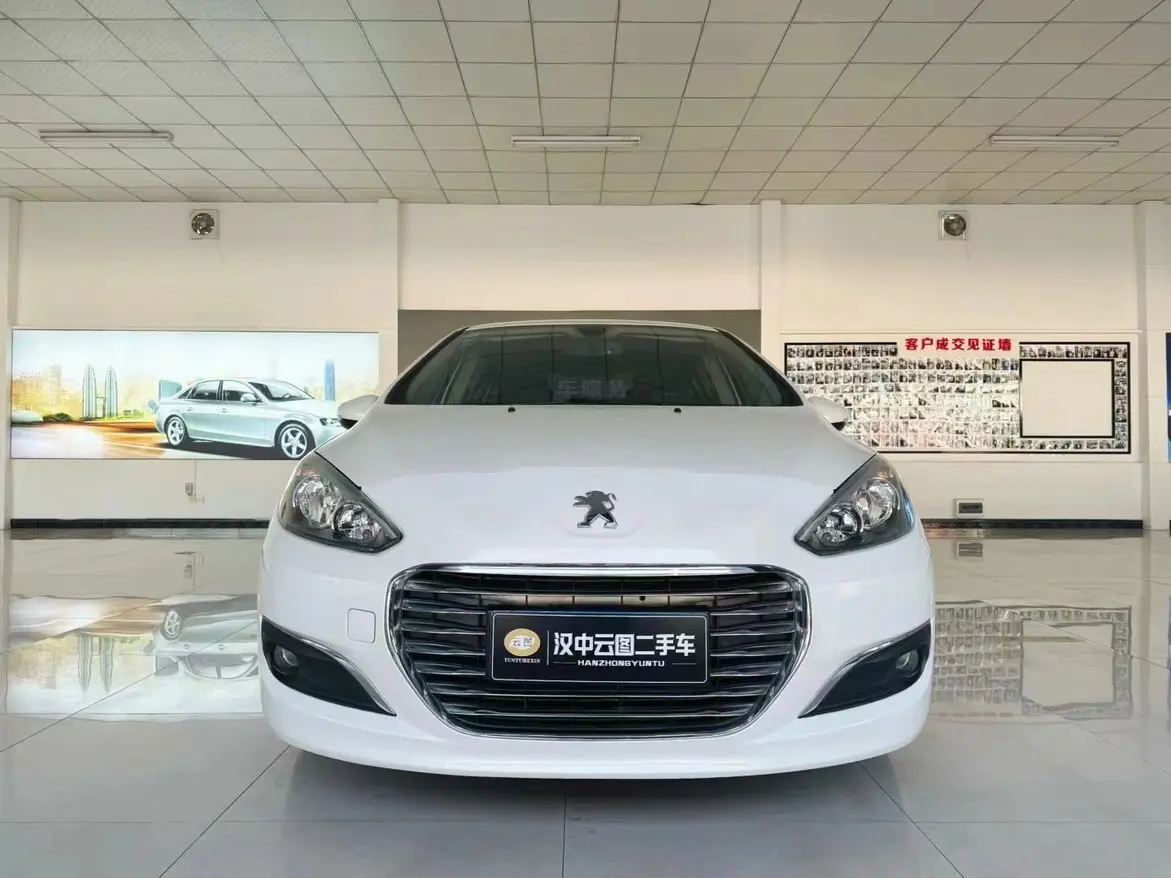 Peugeot 308  из Китая