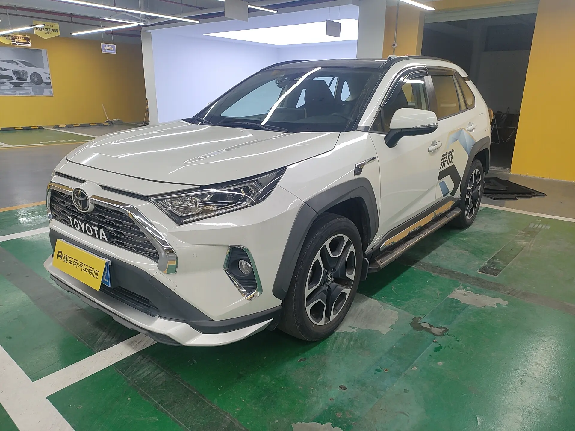Toyota RAV4  из Китая