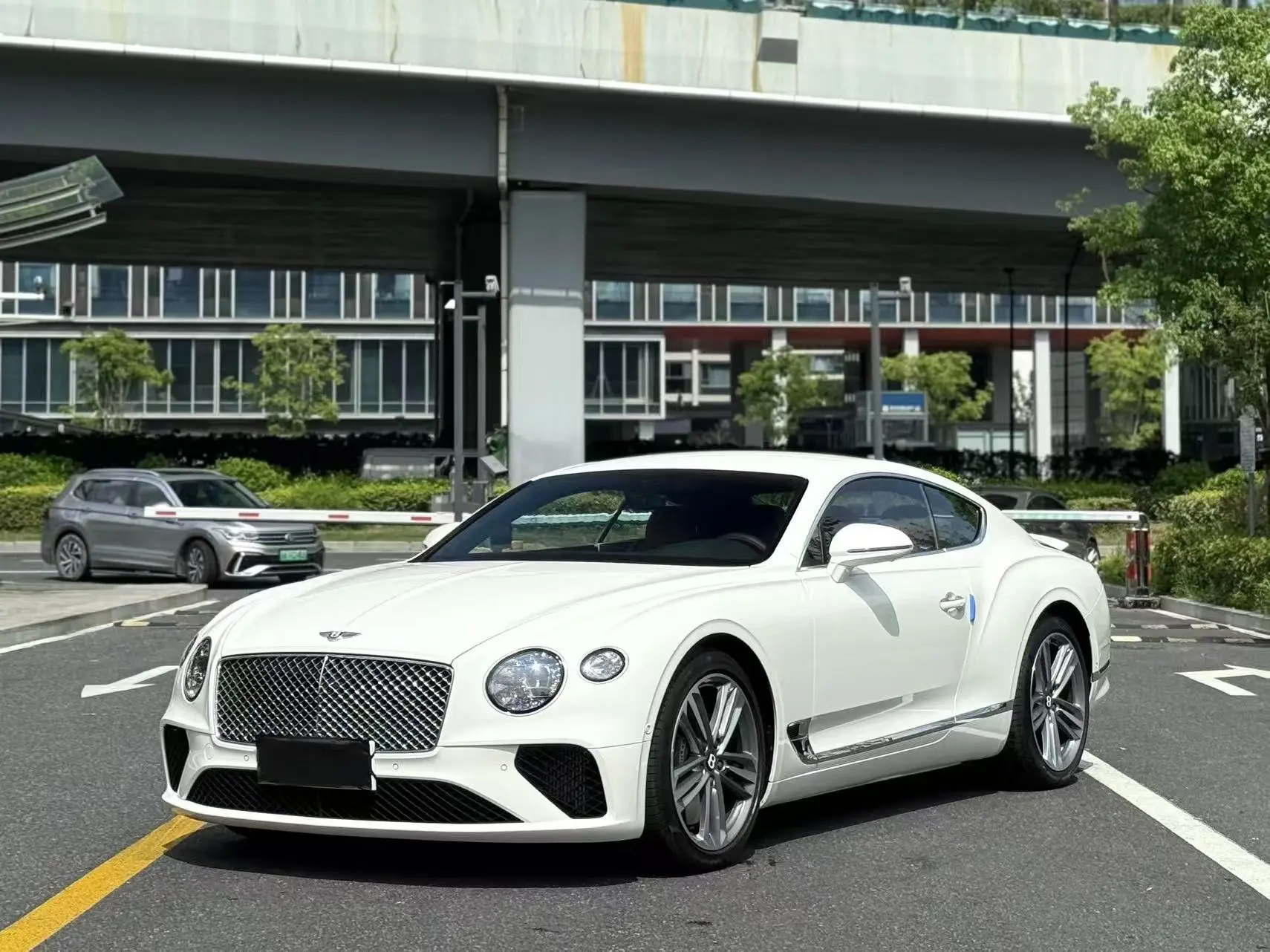 Bentley Continental  из Китая