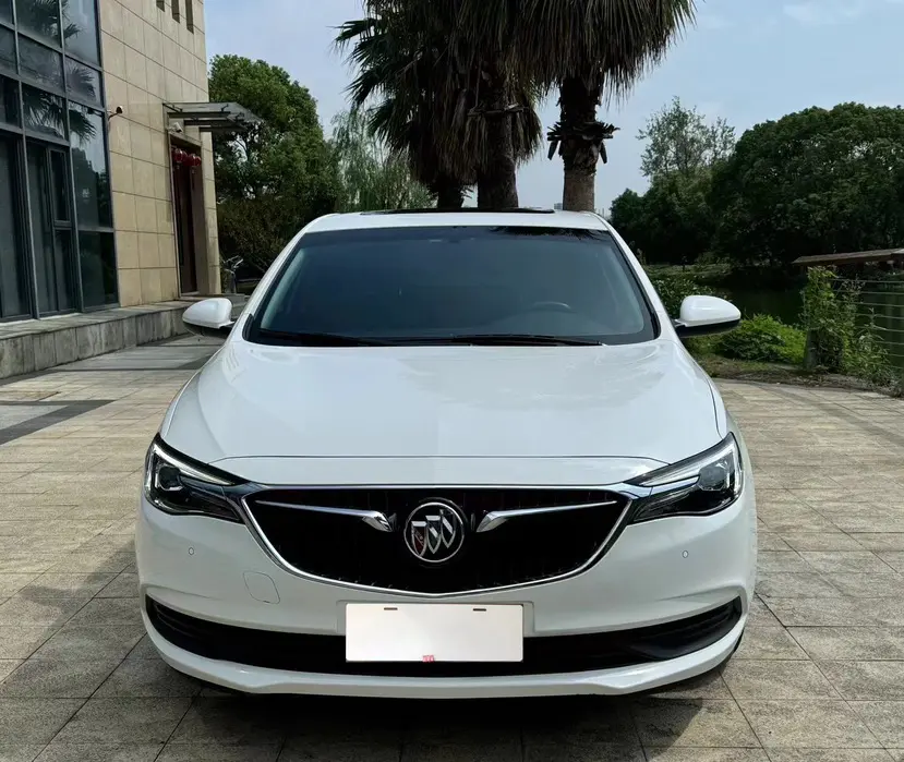 Buick Yinglang  из Китая