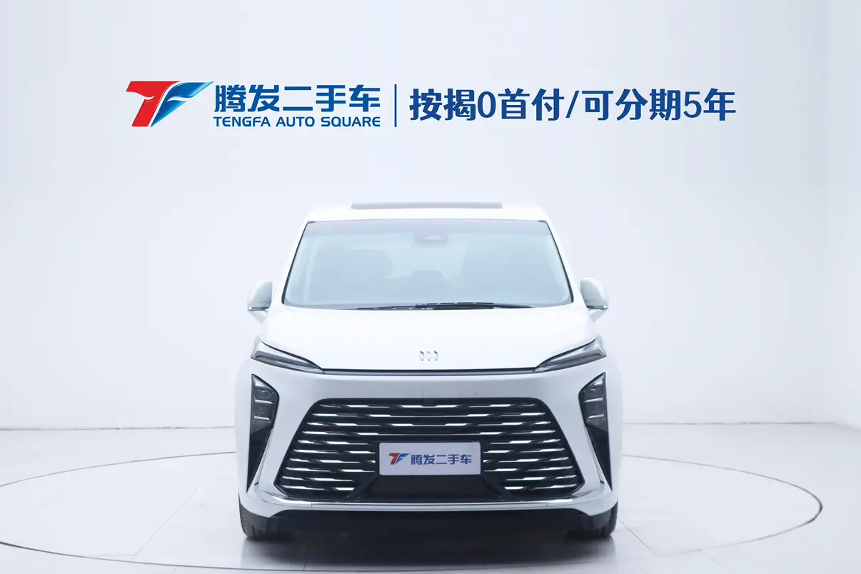 Buick GL8  из Китая