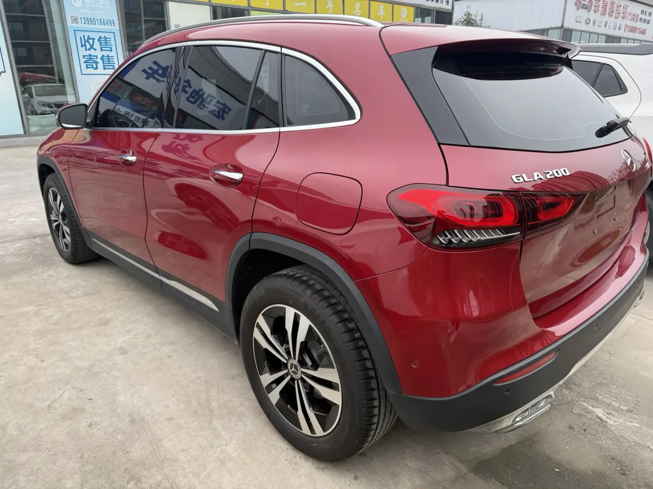 Mercedes-Benz GLA  из Китая