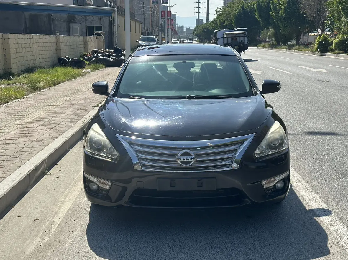 Nissan Altima (Teana)  из Китая