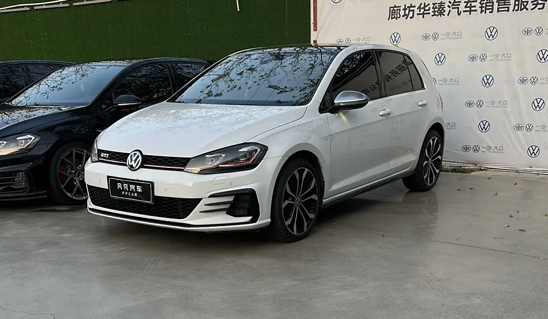 Volkswagen Golf GTI  из Китая