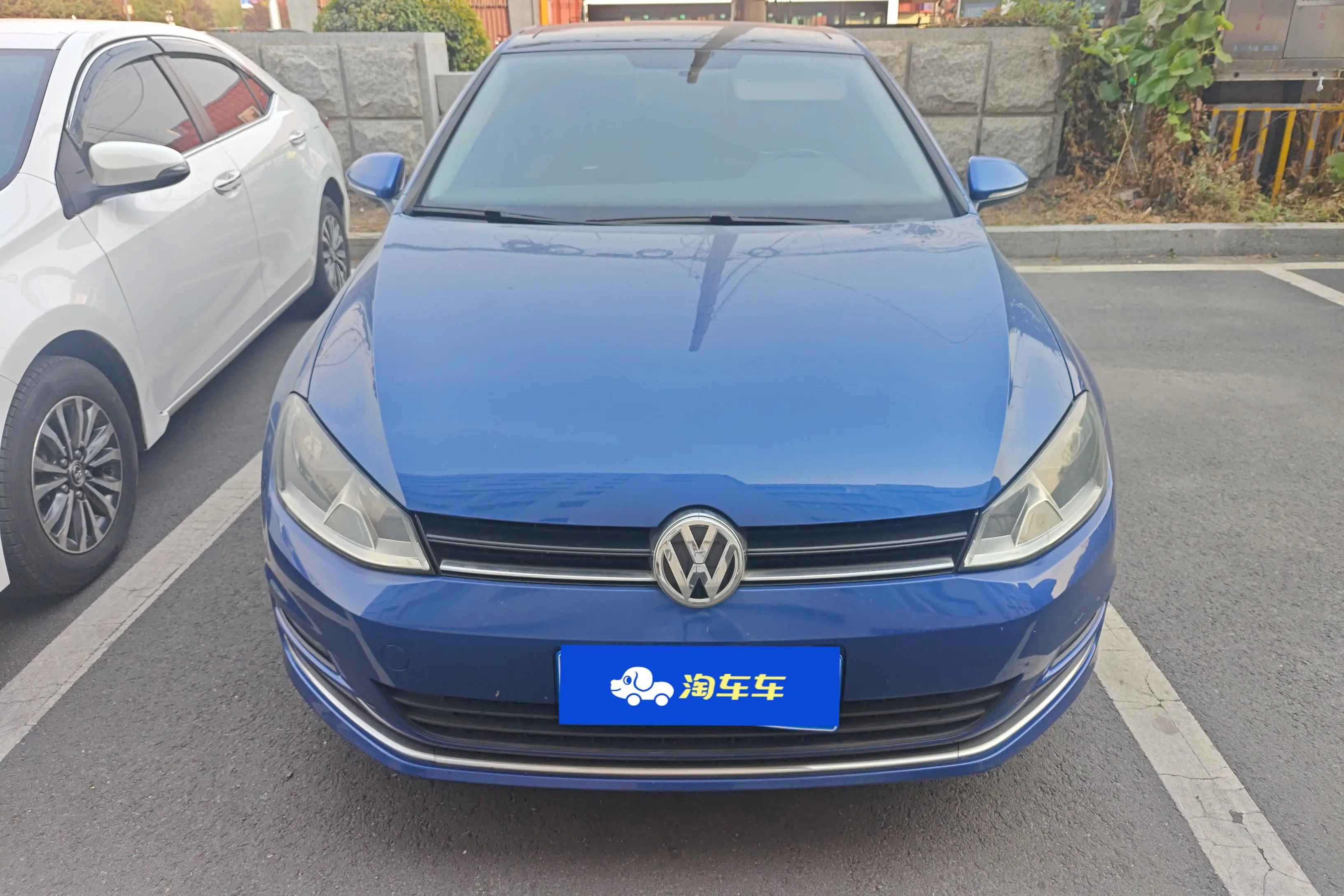 Volkswagen Golf  из Китая