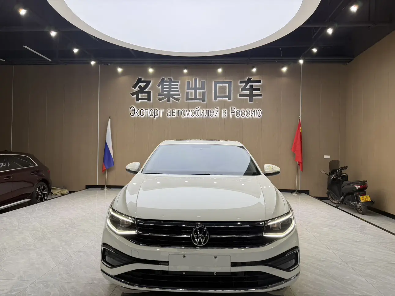 Volkswagen Bora  из Китая