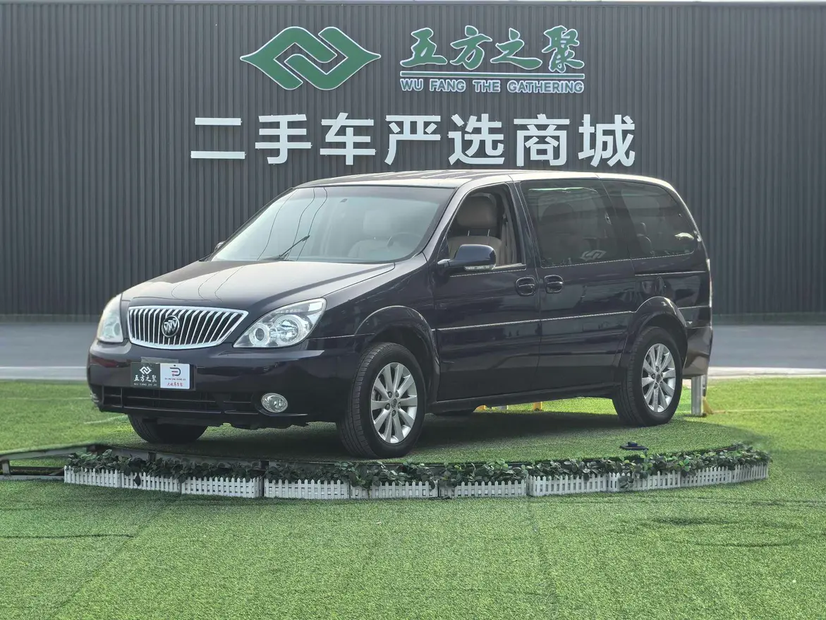 Buick GL8  из Китая