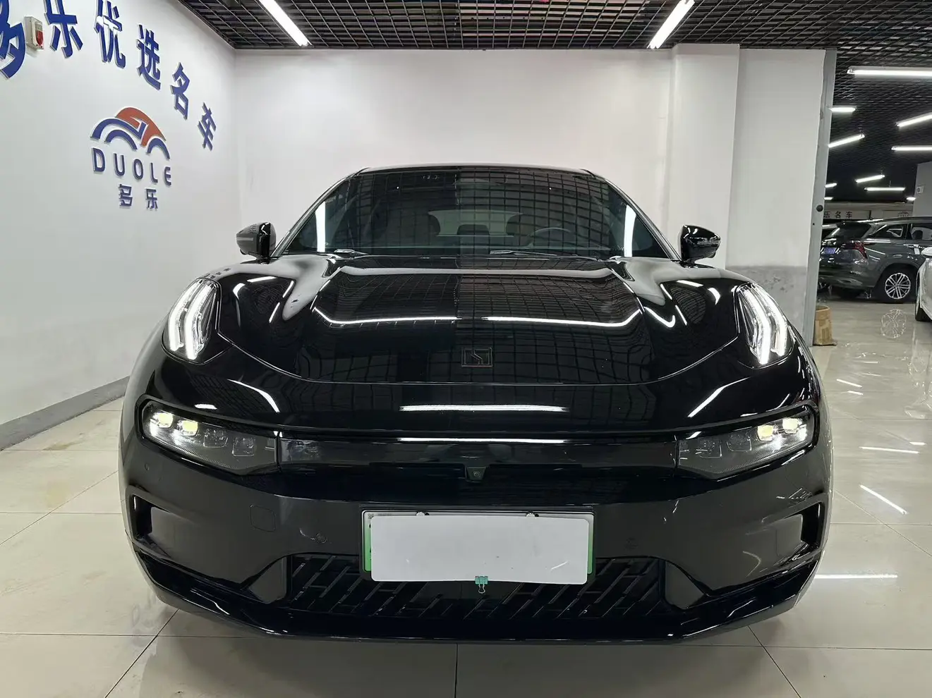 ZEEKR 001  из Китая