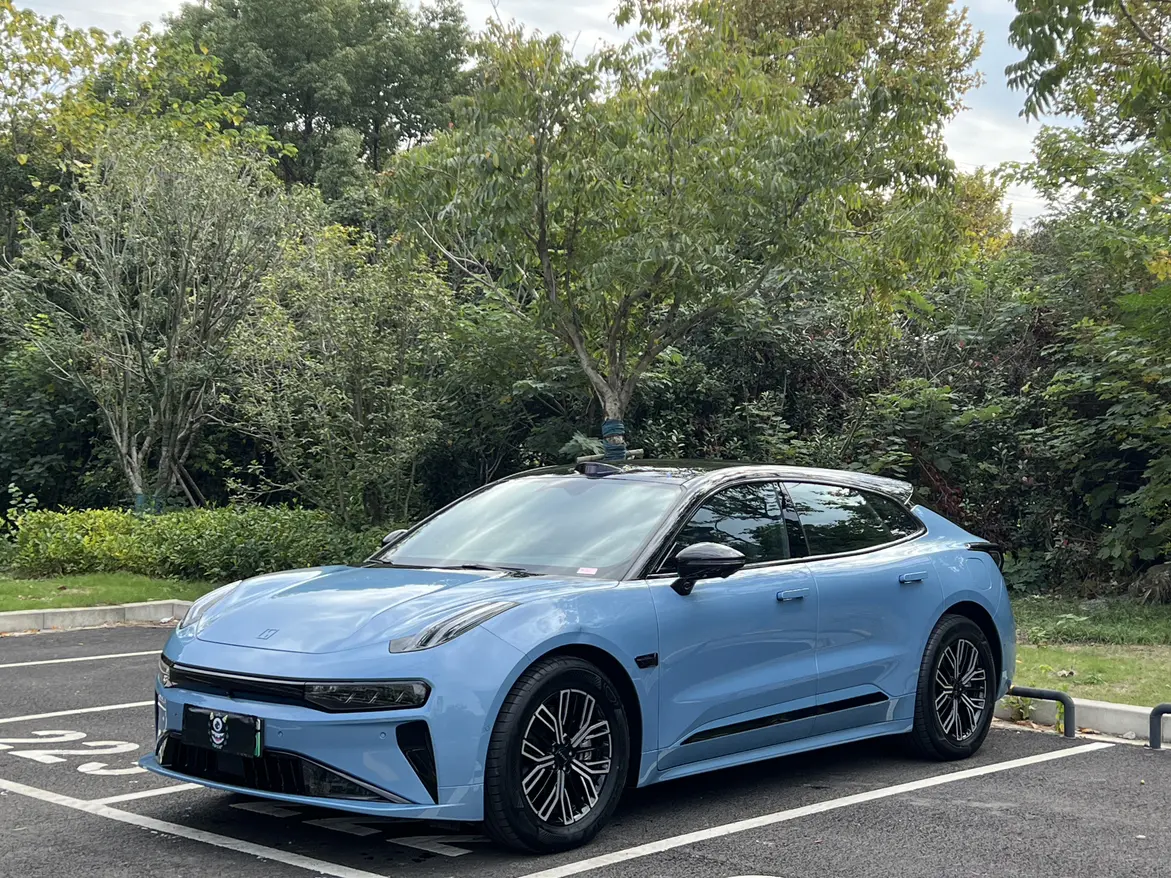 ZEEKR 001  из Китая